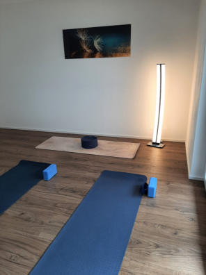 Yoga trifft Psychologie Matten